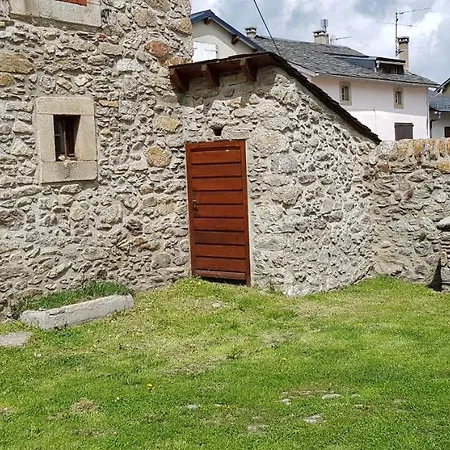 Holiday home Maison De Caractere En Pierre Cal Blanic *